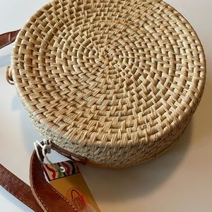 2/$20 Akua’s Boutique Round BOHO Style Woven Crossbody Bag NWT Rustic Elegance!